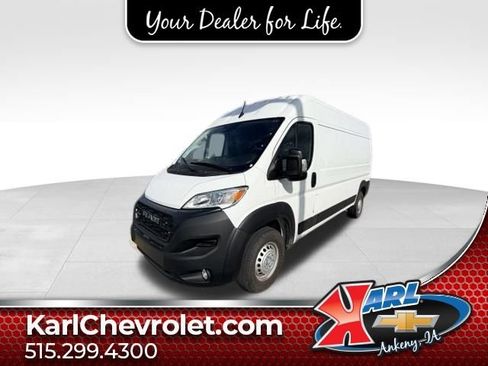 Used 2026 RAM ProMaster 2500 w/ Convenience Group FWD image 1