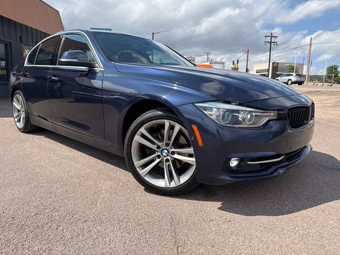 Used 2017 BMW 330i xDrive Sedan AWD/4WD image 41
