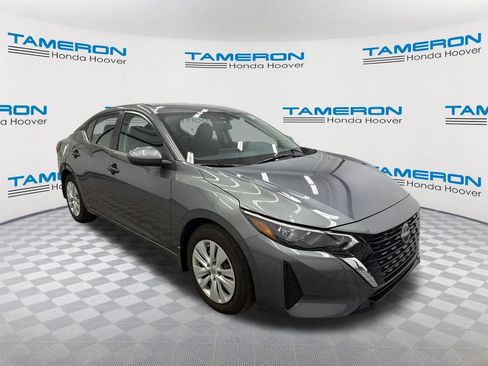 Used 2025 Nissan Sentra S FWD image 7