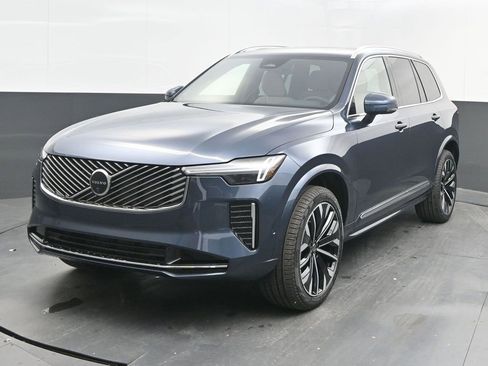 New 2026 Volvo XC90 B6 Plus w/ Protection Package Premier image 3