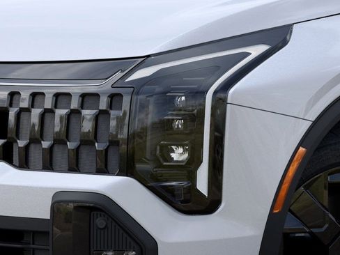 New 2026 Kia Sportage X-Line image 9