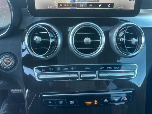 Used 2021 Mercedes-Benz GLC 300 4MATIC w/ AMG Line image 14