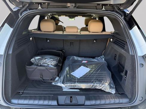 New 2026 Land Rover Range Rover Sport SE AWD/4WD image 33