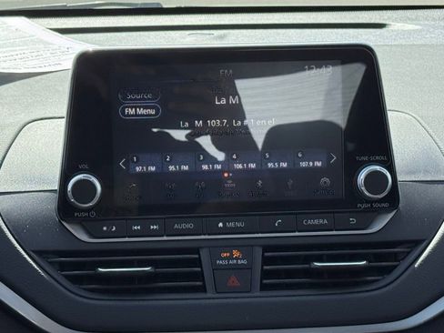 Certified 2025 Nissan Altima 2.5 S image 18