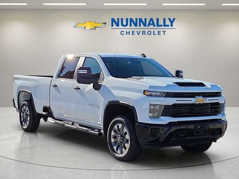 New 2025 Chevrolet Silverado 2500 Custom w/ Custom Value Package AWD/4WD image 7
