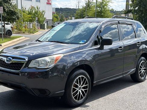 Used 2014 Subaru Forester 2.5i AWD/4WD image 2