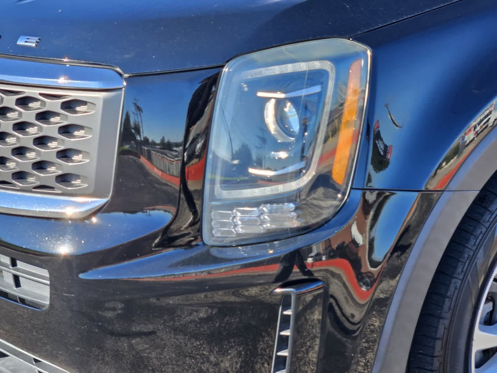 Used 2021 Kia Telluride LX FWD image 7