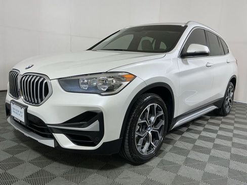 Used 2021 BMW X1 sDrive28i image 2
