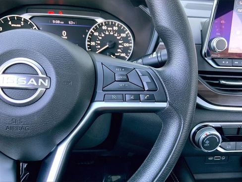 Certified 2023 Nissan Altima 2.5 SV image 21