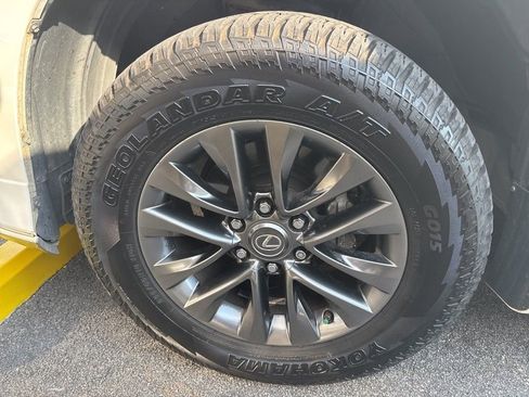 Used 2019 Lexus GX 460 Luxury image 5