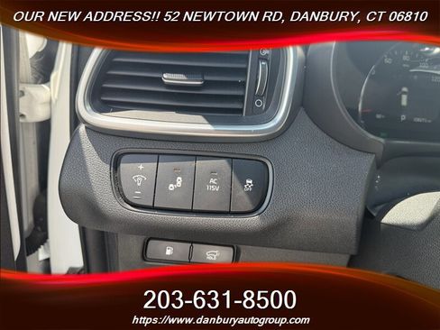 Used 2016 Kia Sorento SX AWD/4WD image 12