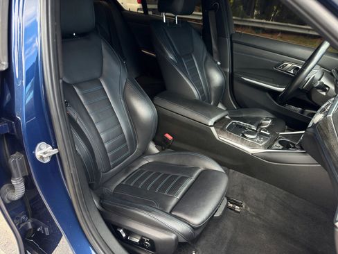 Used 2022 BMW 330i xDrive Sedan w/ Premium Package image 25