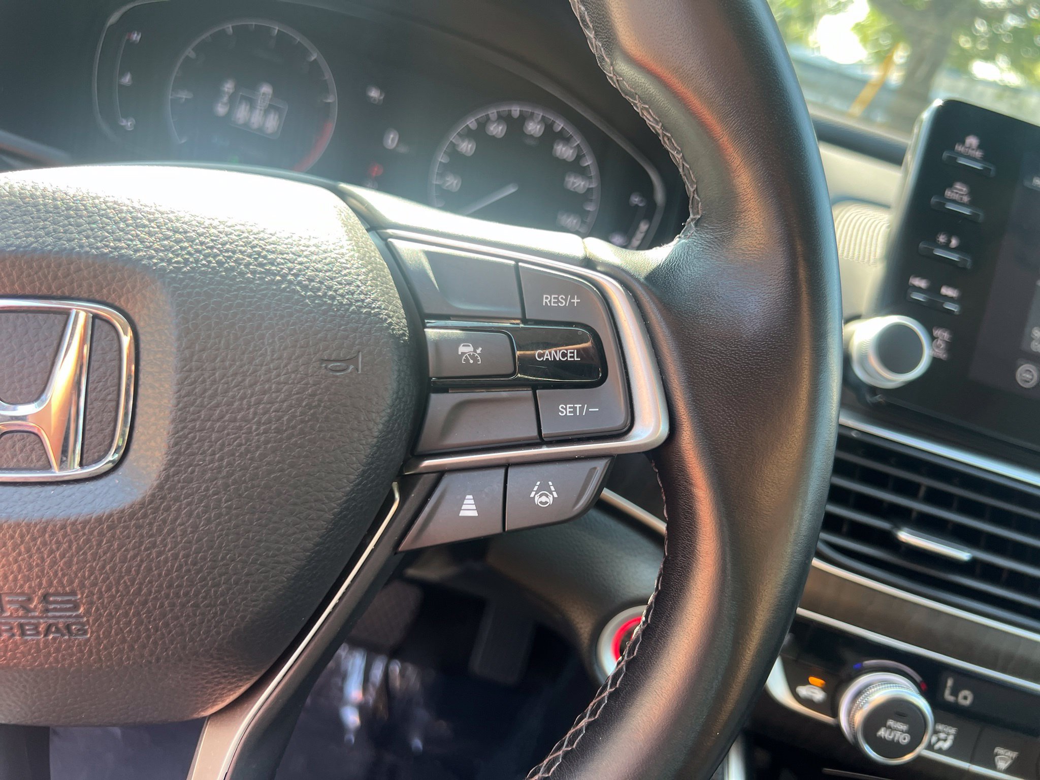 Used 2021 Honda Accord EX-L image 21