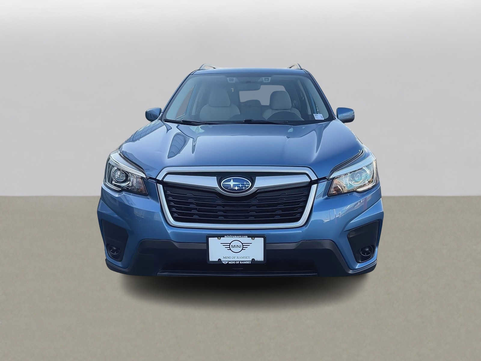 Used 2019 Subaru Forester Premium AWD/4WD image 3