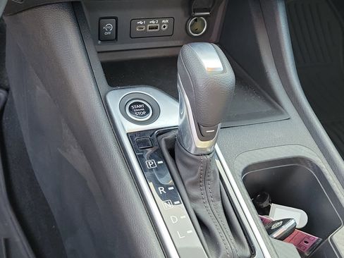 Used 2024 Nissan Sentra SV w/ All-Weather Package FWD image 28