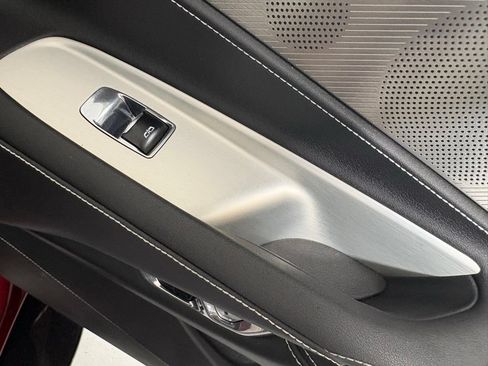 Used 2020 Chevrolet Corvette Stingray Preferred Cpe w/ 2LT Preferred Equipment Group RWD image 17