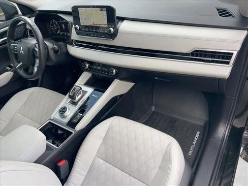 Used 2023 Mitsubishi Outlander SEL image 23