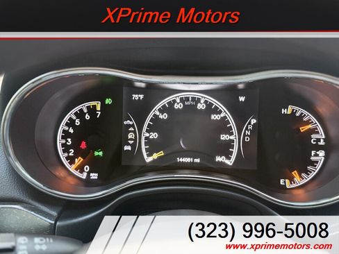 Used 2018 Jeep Grand Cherokee Limited AWD/4WD image 26