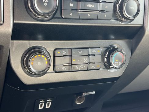 Used 2019 Ford F250 XL w/ STX Appearance Package AWD/4WD image 20