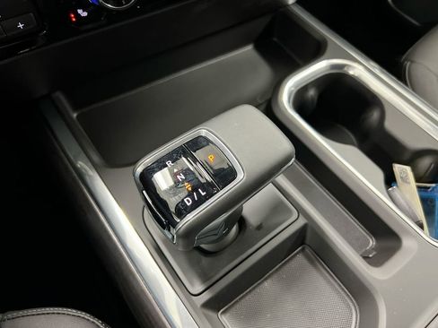 New 2026 Chevrolet Silverado 1500 LTZ w/ Z71 Off-Road Package image 17