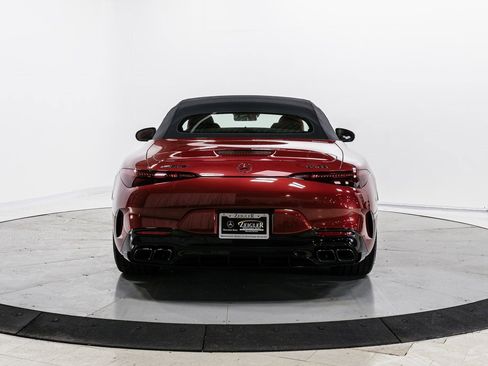 Used 2022 Mercedes-Benz SL 63 AMG 4MATIC w/ AMG Aerodynamic Package image 31