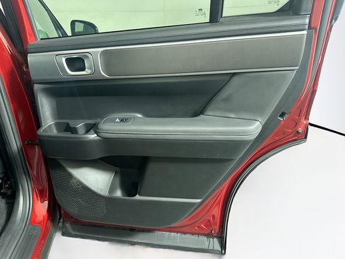 Used 2025 Hyundai Santa Fe SEL FWD image 33