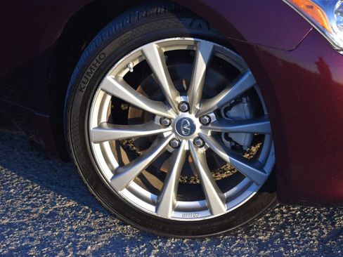 Used 2010 INFINITI G37 Convertible w/ Premium Pkg RWD image 6