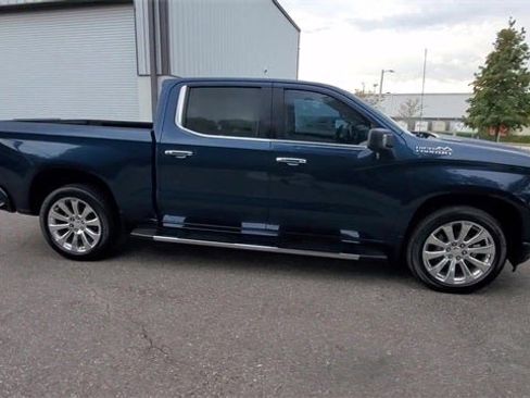 Used 2020 Chevrolet Silverado 1500 High Country w/ Technology Package image 47