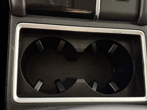 Used 2024 Mitsubishi Outlander SE image 15