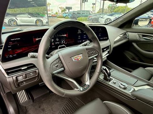 Used 2026 Cadillac CT5 V Blackwing w/ Carbon Fiber 2 Package RWD image 6