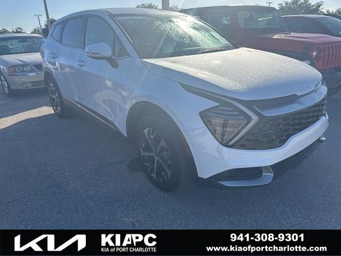 Certified 2025 Kia Sportage EX image 1