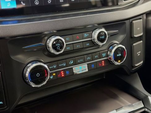 New 2026 Ford F350 Platinum image 18