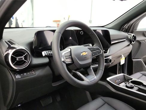 New 2026 Chevrolet Equinox LT AWD/4WD image 22