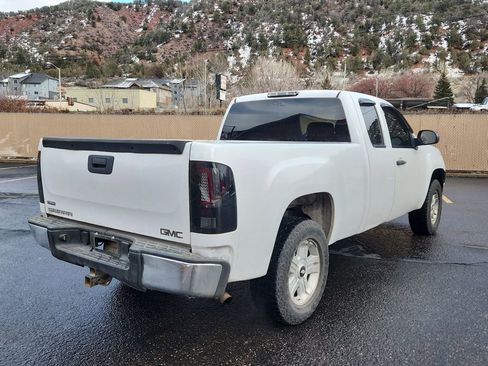 Used 2008 GMC Sierra 1500 W/T w/ Work Truck Preferred Package image 3