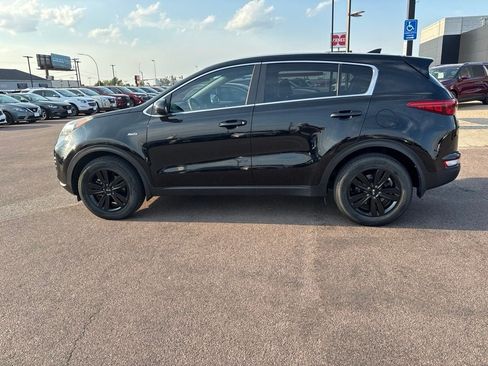Used 2019 Kia Sportage LX AWD/4WD image 8