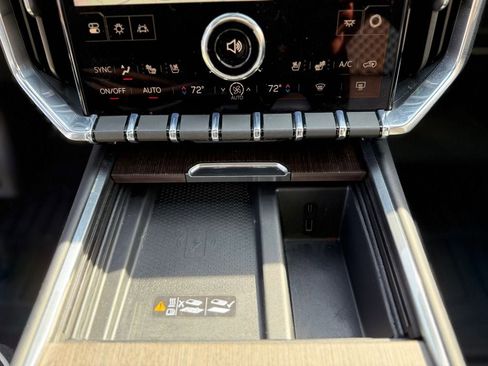 Used 2025 GMC Acadia Denali w/ Super Cruise Package FWD image 19