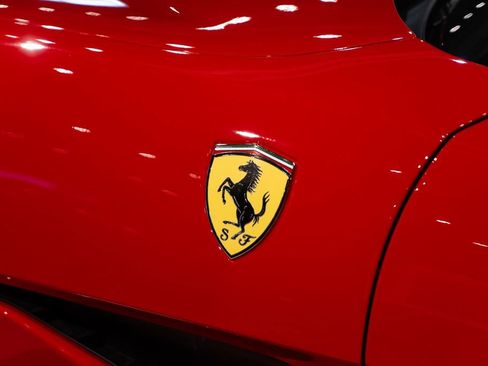 Certified 2023 Ferrari Portofino M image 12