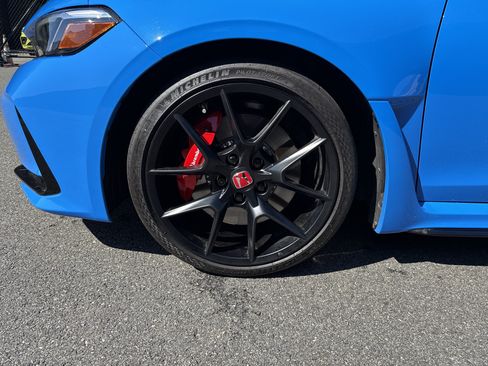Used 2023 Honda Civic Type R image 8