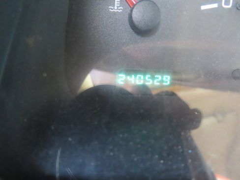 Used 1999 Dodge Ram 2500 Truck 4dr Quad Cab 139 WB HD 4WD image 33