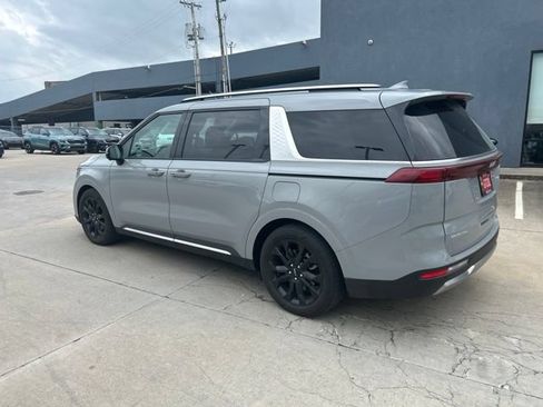 Used 2024 Kia Carnival SX FWD image 5