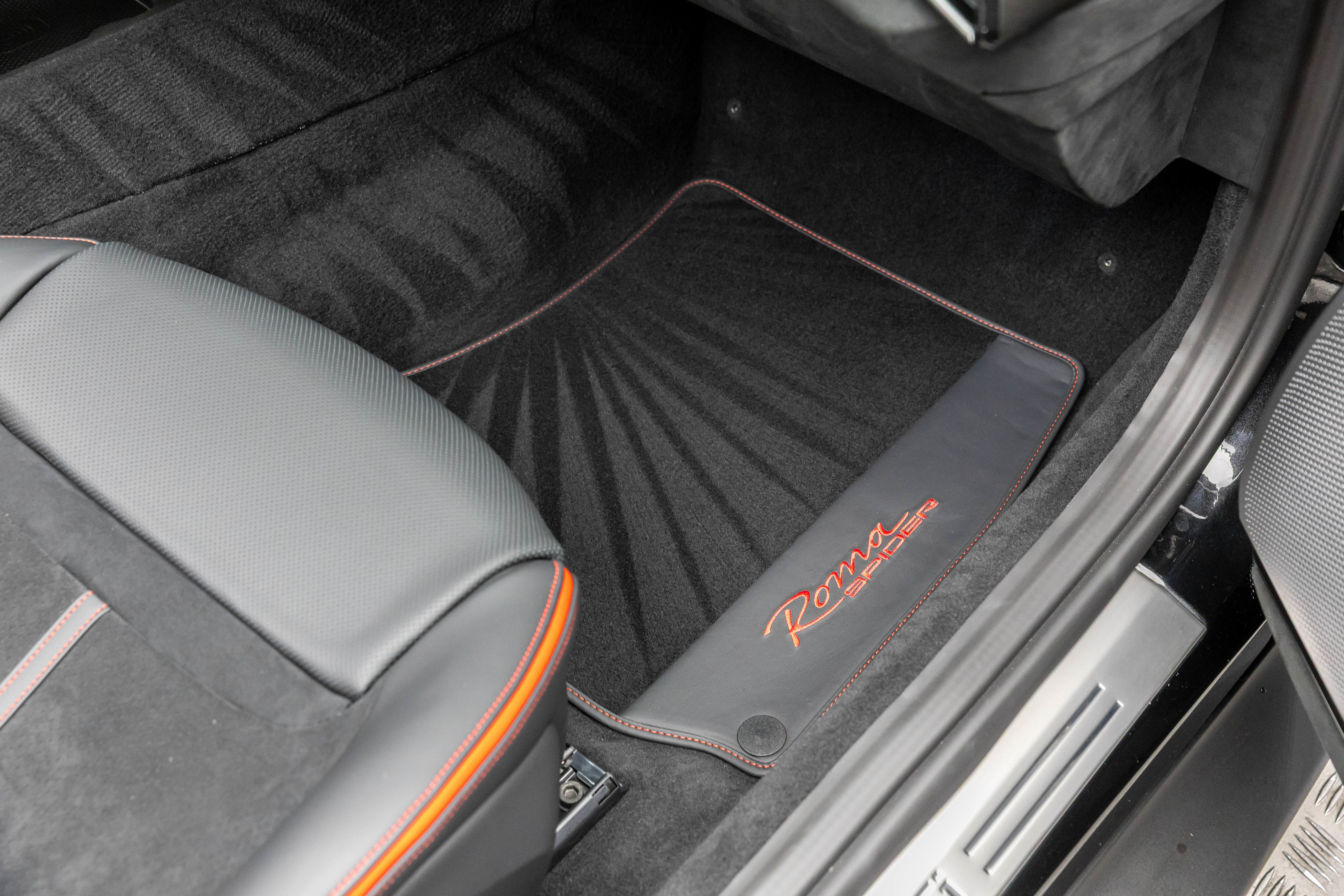 Certified 2025 Ferrari Roma Spider RWD image 29