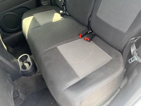 Used 2014 Jeep Patriot Latitude AWD/4WD image 31