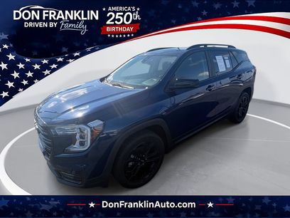 Used 2022 GMC Terrain SLE w/ Driver Convenience Package
