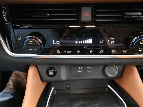 New 2026 Nissan Rogue Platinum AWD/4WD image 15