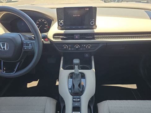 Certified 2025 Honda HR-V LX image 11