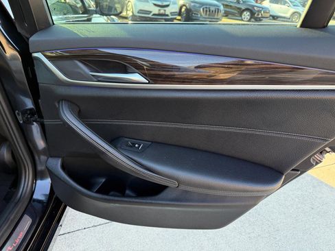 Used 2018 BMW 540i image 27