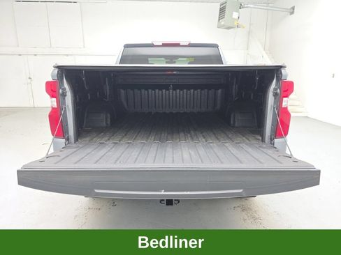 Used 2021 Chevrolet Silverado 1500 LT Trail Boss w/ LPO, Dark Essentials Package AWD/4WD image 43