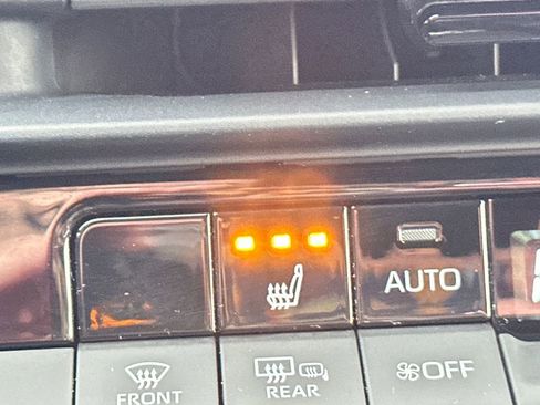 Used 2024 Toyota Crown XLE image 28