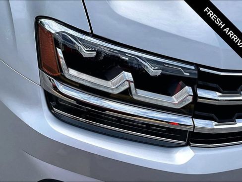 Used 2019 Volkswagen Atlas SEL Premium AWD/4WD image 32