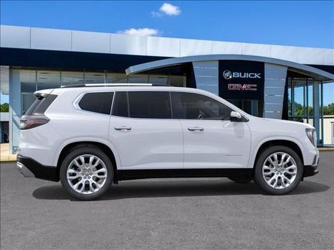 New 2026 GMC Acadia Denali image 5
